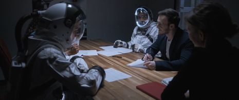 Juno Rinaldi, Dalmar Abuzeid, Nicole Stamp, Natalie Lisinska, and Michael James Regan in Hypernova (2020)
