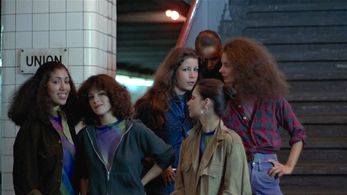 Dee Dee Benrey, Laura Delano, Kate Klugman, Lisa Maurer, Wanda Velez, and Jordan Cae Harrell in The Warriors (1979)