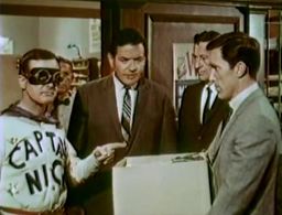Dick Curtis, William Daniels, and Simon Oakland in Captain Nice (1967)