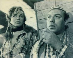 Hind Rustum and Farid Shawqi in Cairo Station (1958)