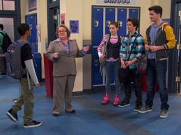 Maile Flanagan, Tyrel Jackson Williams, Kelli Berglund, William Brent, and Spencer Boldman in Lab Rats (2012)