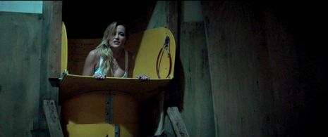Sarah Dumont in Scouts Guide to the Zombie Apocalypse (2015)