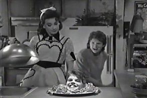 Peter Hans Benson, Susan Cella, and Eric Kushnick in Hi Honey, I'm Home (1991)