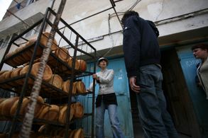 Nana Ekvtimishvili at the shooting of IN BLOOM