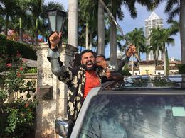 Leo in 'Chateau Vato'