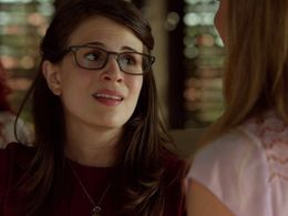Amelia Rose Blaire in Royal Pains (2009)