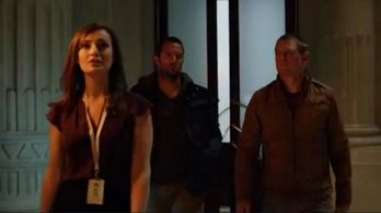 Still of Alexis Peterman, Philip Winchester and Sullivan Stapleton in Strike Back