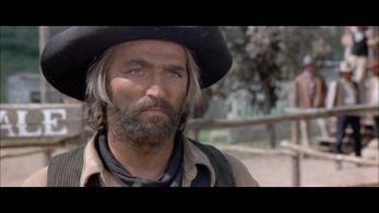 Riccardo Pizzuti in Man of the East (1972)