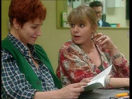 Marina de Graaf, Luk van Mello, and Bea Meulman in Vrouwenvleugel (1993)