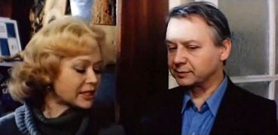 Svetlana Nemolyaeva and Oleg Tabakov in Vsyo naoborot (1982)