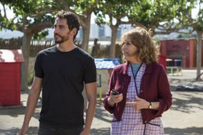 Carmen Maura and Paco León in Vaca Paloma (2015)