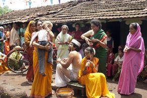 Urmilla Kanetkar Kothare in Mala Aai Vhhaychy! (2011)