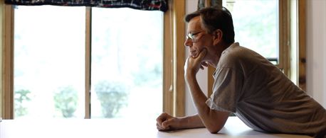 Bob Lazar in Bob Lazar: Area 51 & Flying Saucers (2018)