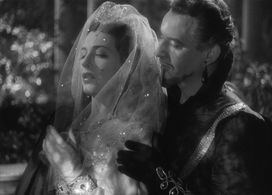 Eric Portman and Edana Romney in Corridor of Mirrors (1948)