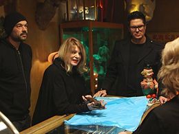 Nancy Knapp, Aaron Goodwin, and Zak Bagans in Deadly Possessions (2016)