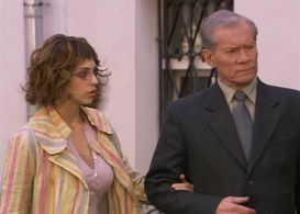 Mikhail Zhigalov and Nelli Uvarova in Ne rodis krasivoy (2005)