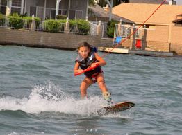 Wake boarding 2013