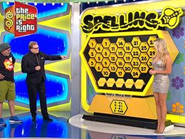 Drew Carey and Rachel Reynolds in The Price Is Right (1972)