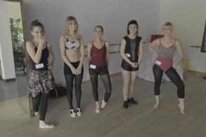 On the set of C'est Magique!