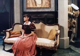 Borivoj Navrátil and Klára Pollertová in Cyprián a bezhlavý prapradedecek (1997)