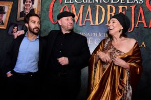 Juan José Campanella, Graciela Borges, and Nicolás Francella at an event for The Weasel's Tale (2019)