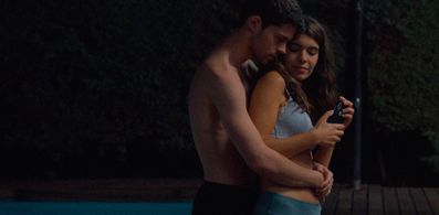 Claudia Traisac and Javier Morgade in Lo de aquella noche (2020)