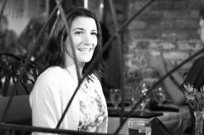 Christina Mauro in Stellina Blue (2009)