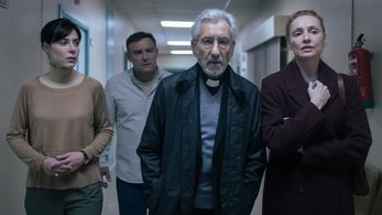 Cristina Castaño, José Sacristán, Ruth Díaz, and Urko Olazabal in 13 Exorcisms (2022)