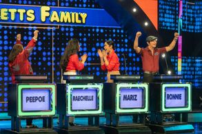Ronnie Ricketts, Raechelle Ricketts, Peepoe Alatiit, and Mariz in Family Feud Philippines (2022)