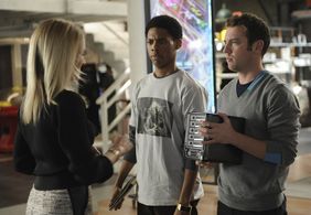 Alphonso McAuley in Breaking In: Who's the Boss? (2012)