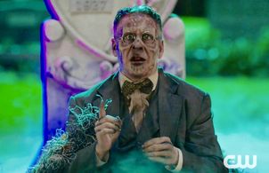 Michael Gabiano as Benjamin in CRAZY EX-GIRLFRIEND (Season 4, Episode 2 - CW).