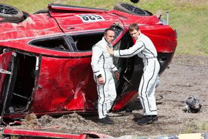 Erdogan Atalay and Vinzenz Kiefer in Alarm für Cobra 11 - Die Autobahnpolizei (1996)