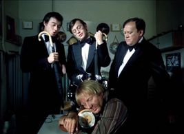 Karel Augusta, Ludek Sobota, Petr Svojtka, and Ivan Vyskocil in Hodinárova svatební cesta korálovým morem (1979)