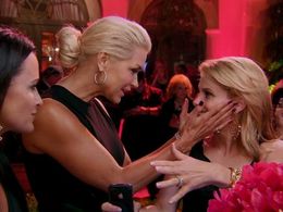 Kyle Richards and Yolanda Hadid in The Real Housewives of Beverly Hills (2010)