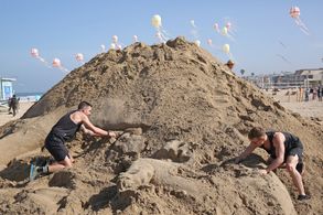 Tyler Oakley and Korey Kuhl in The Amazing Race (2001)