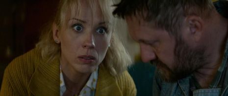 Karel Zima and Petra Hrebícková in Stestí je krásná vec (2020)