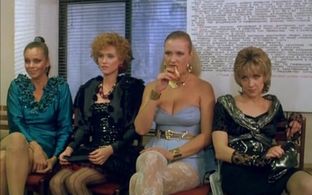 Ingeborga Dapkunaite, Lyubov Polishchuk, Irina Rozanova, and Elena Yakovleva in Intergirl (1989)