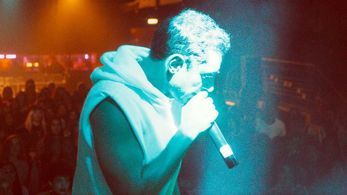 Riz Ahmed in Mogul Mowgli (2020)