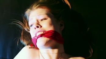 Jordan Lewis in Don't Let the Devil In (2016)