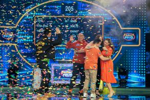 Dingdong Dantes, Brian Gumabao, Nadine Samonte, Michelle Gumabao, and Richard Chua in Family Feud Philippines (2022)