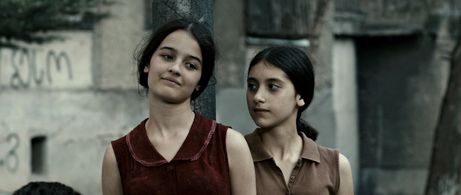 Mariam Bokeria and Lika Babluani in In Bloom (2013)