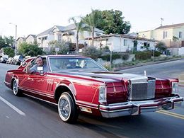 Mike Brewer in Mike Brewer's World of Cars (2020)