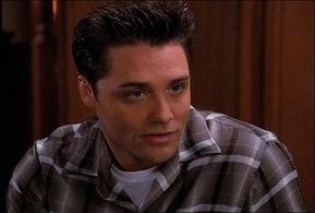 Vincent Young in Beverly Hills, 90210 (1990)