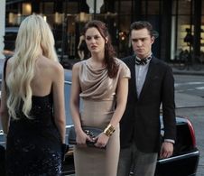 Taylor Momsen, Leighton Meester, and Ed Westwick in Gossip Girl (2007)