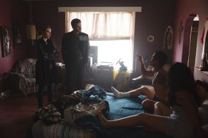 Tom Ellis, Lauren German, Germaine De Leon, and Alyssa Diaz in Lucifer (2016)