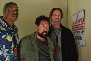 Carl Weathers, Josh Holloway, and Felix Solis in Colony (2016)