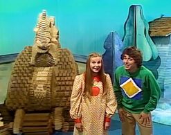 Antoine Durand and Lucie Saint-Cyr in Tape-Tambour (1981)