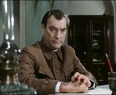 Pyotr Glebov in O druzyakh-tovarishchakh (1970)