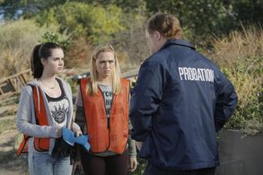 Vanessa Marano, Gary Kraus, and Sarah Stouffer in Switched at Birth (2011)