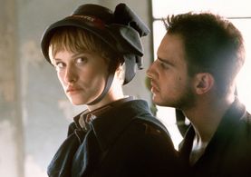 Moritz Bleibtreu and Lea Mornar in Love Your Neighbour! (1998)